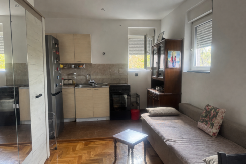 izdavanje mirijevo garsonjera