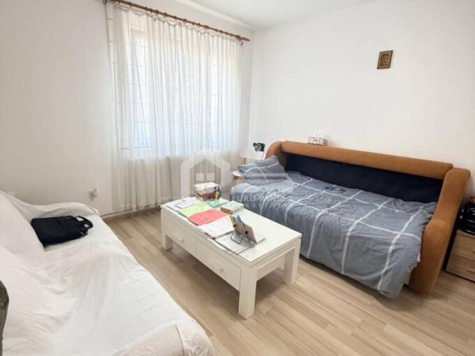 velika mostanica prodaja uknjizen stan 49 m2 sa terasom 01